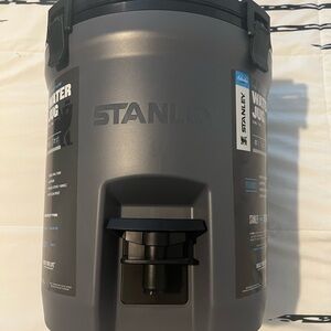 NWT.  Sold Out. (Missing Spout). Stanley Charcoal 2 Gallon Water Jug